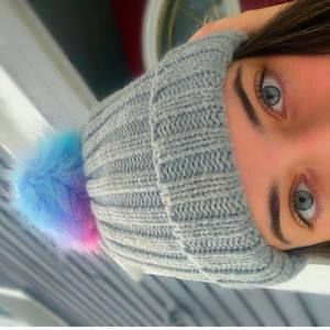 Meet your Posher, Riley